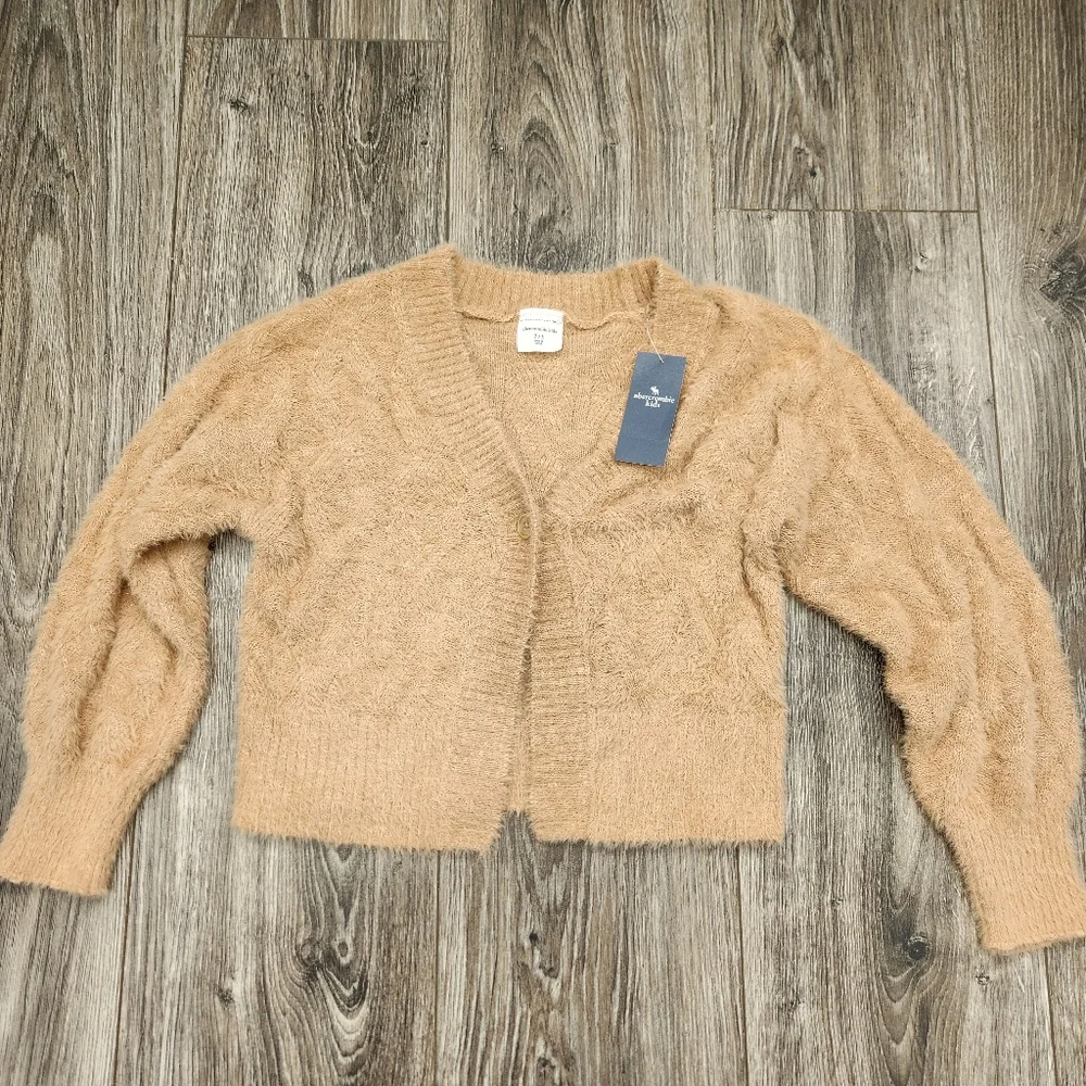 NWT Abercrombie Kids Soft Fuzzy Cardigan Tan Beige Size 7/8
